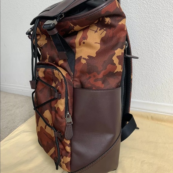 Coach Backpack Camo - Picture 3 of 9